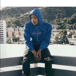 Meet your Posher, Tom